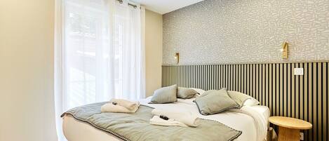 1 chambre, fer et planche à repasser, Wi-Fi, draps fournis