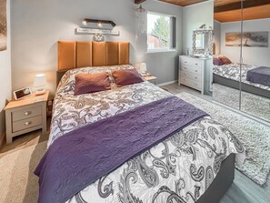 Unclassified image, 4 of 14, button