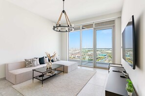 Apartment - Elegant One-bedroom in Dubai Hills for 4 Persons (Dubai)