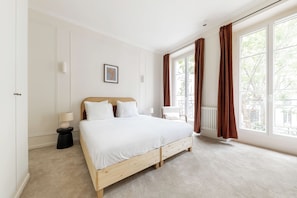 3 bedrooms, premium bedding, down duvets, memory-foam beds - Trevise (Paris)