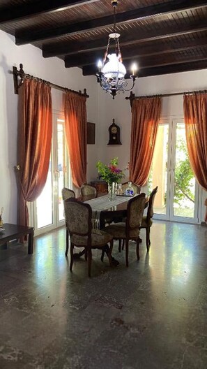 House | 3 bedrooms, desk, Internet - Green Yard Retreat - Family Getaway in Sidari Corfu (Corfu)