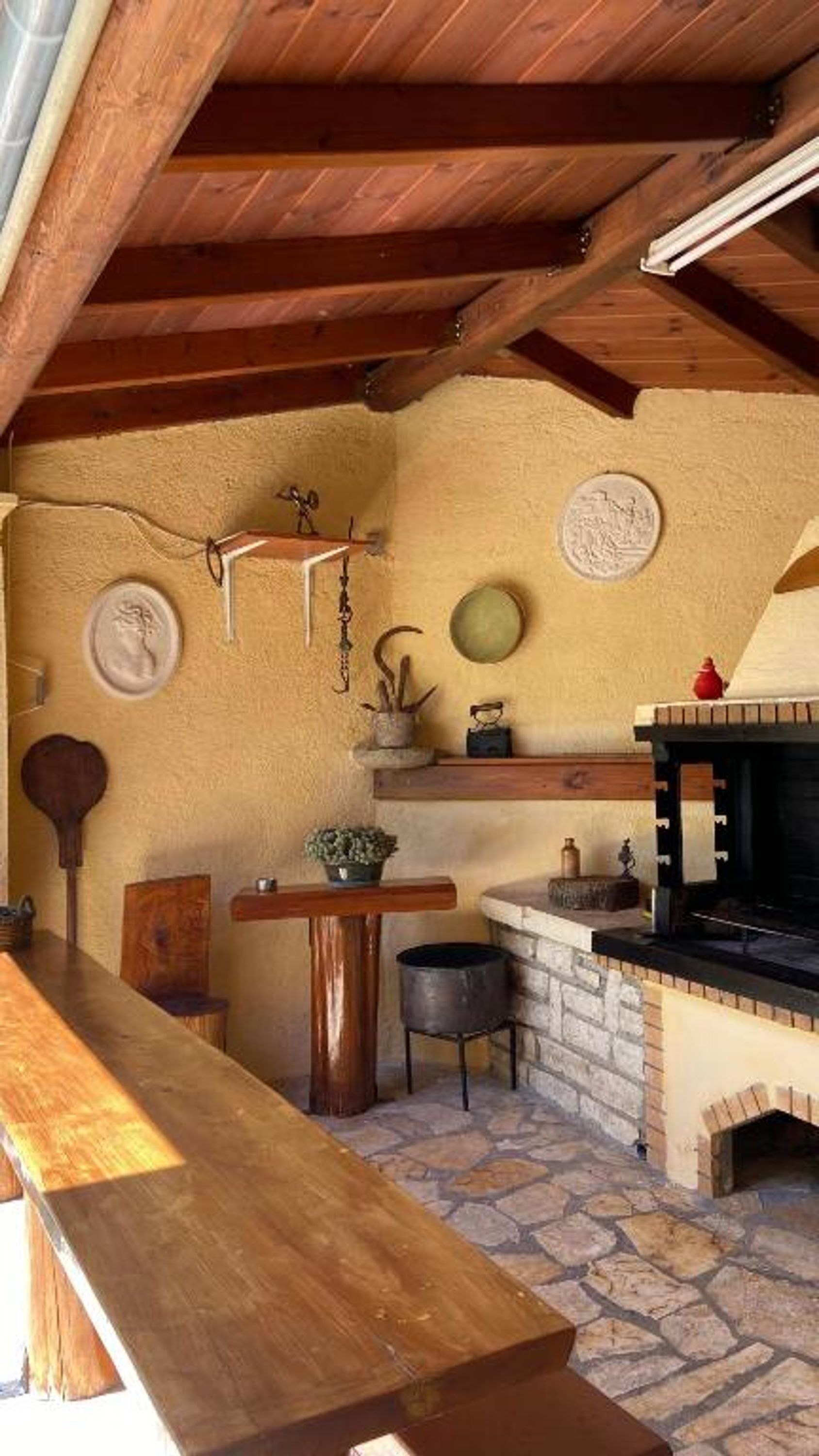 House | 3 bedrooms, desk, Internet