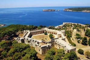 2 bedrooms, Internet