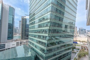 Exterior - StayShort - Relaxing and Cozy 1BR Apartment in Business Bay! (Business Bay)