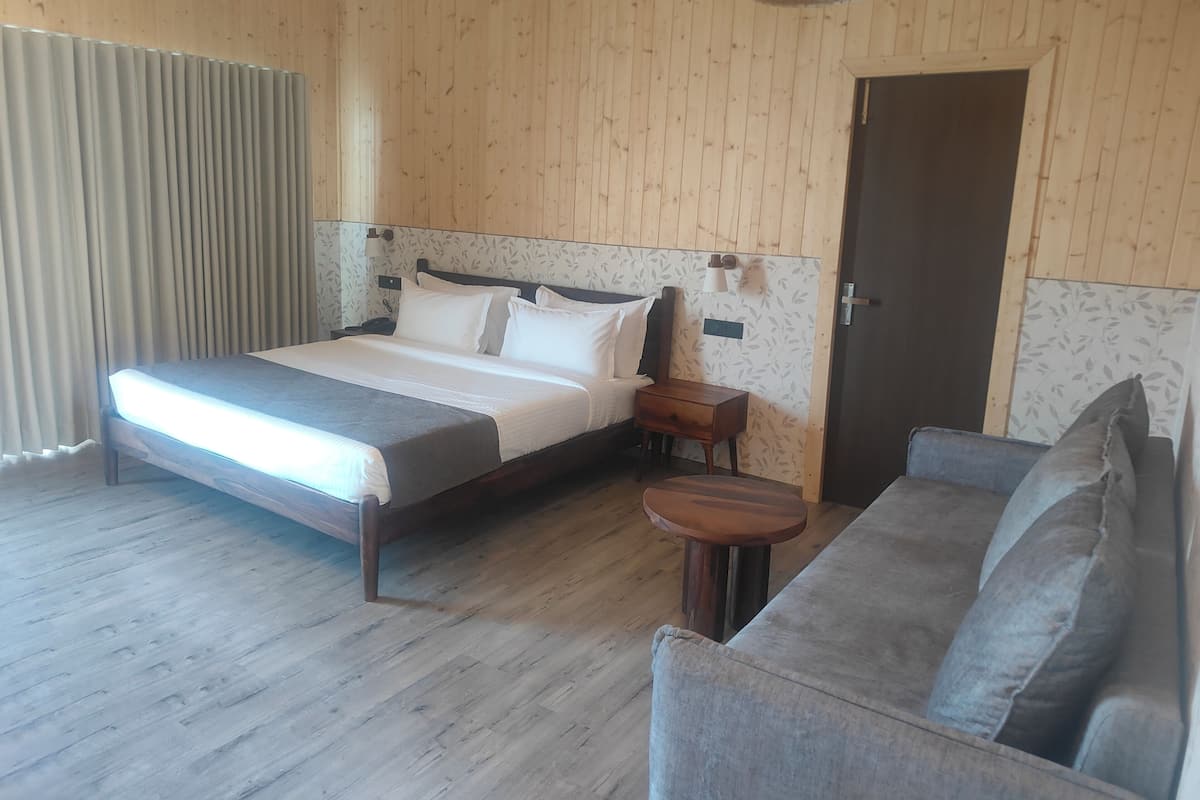 Deluxe kamer, balkon, uitzicht op meer | Gratis wifi