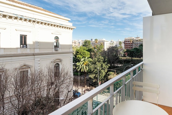 Deluxe Double Room | Balcony view