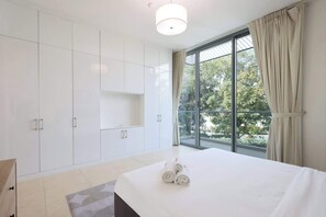 5 Schlafzimmer, Bügeleisen/Bügelbrett, WLAN, Bettwäsche