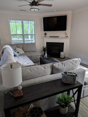 TV connectée, chaîne hi-fi