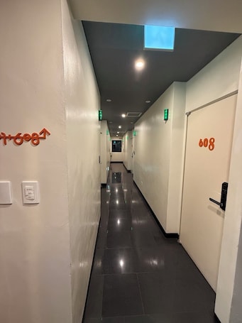 门厅. 三陟NS旅舍及汽车旅馆