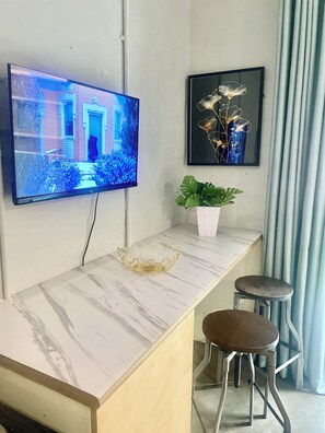 Interior - Diamond’s Apartment (Johannesburg)