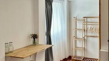 Deluxe Double Room, Mountain View | Bathroom | Soap, shampoo, toilet paper