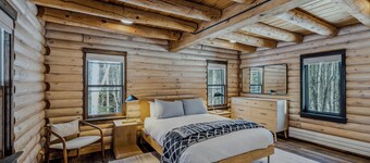 Blue & Sonny Hollow: Modern Cabin Firepit & Trails