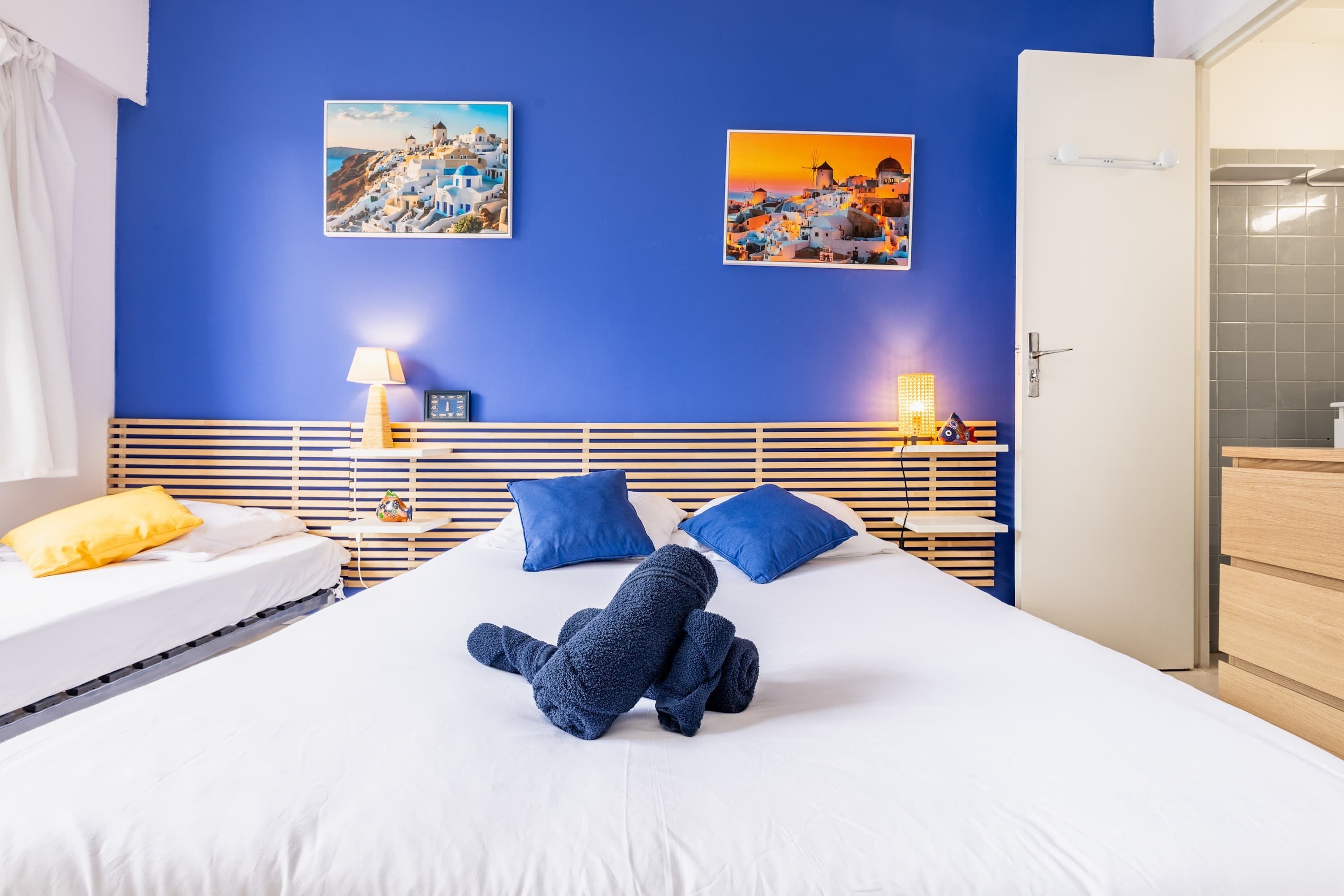 3 habitaciones, tabla de planchar con plancha, cuna de viaje y wifi 