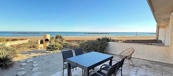 La Plage – Beachfront Villa with Sea View and Private Garden