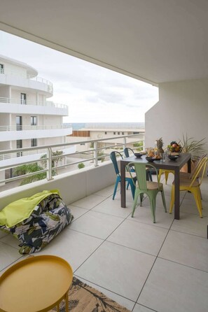 Outdoor dining - Valras'Loc Archipel Panarea Terrace and Sea View (Valras-Plage)