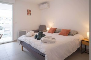 2 bedrooms, iron/ironing board, travel crib, WiFi