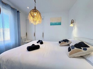 2 chambres, fer et planche à repasser, lit parapluie, Wi-Fi