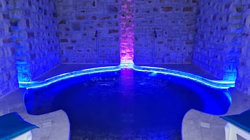 Sauna, hot tub, steam room, mud baths, hot stone massages