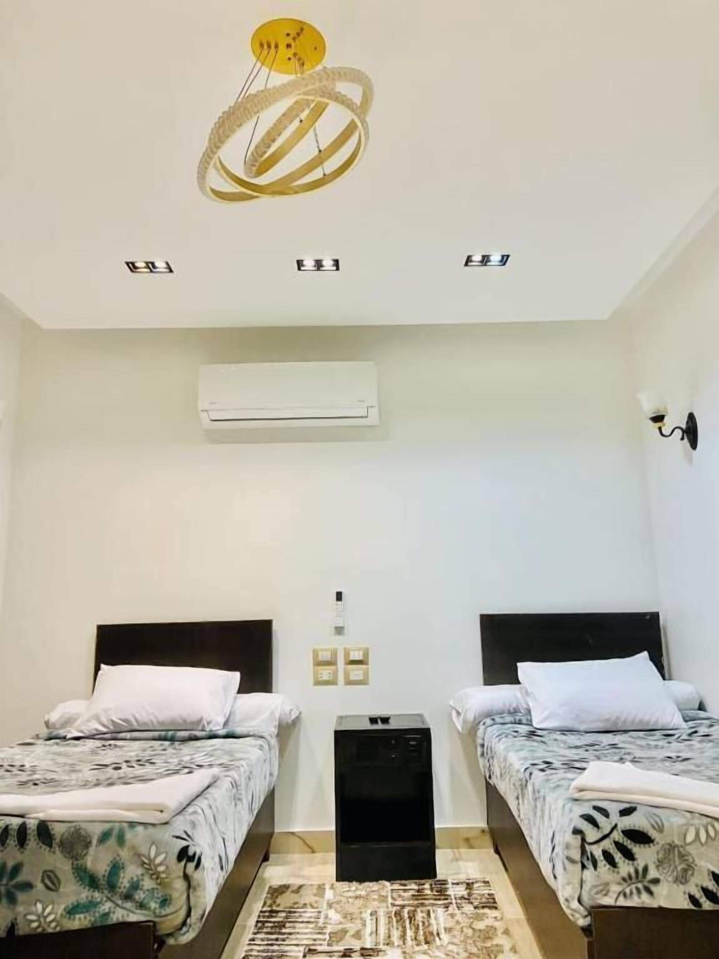 Standard Double or Twin Room | Minibar, laptop workspace, soundproofing, free cots/infant beds