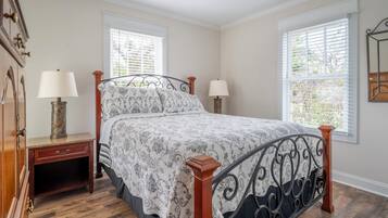 2 bedrooms, free WiFi, bed sheets