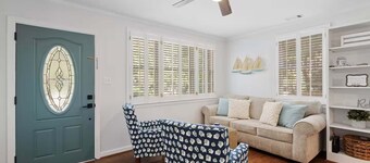 Charming Lowcountry Cottage | Near Downtown & Parris Island