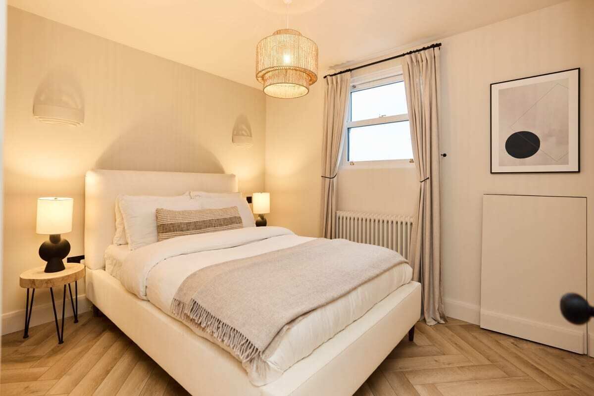 House (4 Bedrooms) | 4 bedrooms, bed sheets