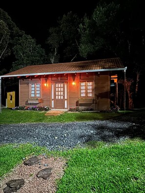Deluxe Double Room, Mountain View | Pemandangan dari bilik