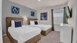 7 bedrooms, iron/ironing board, WiFi, bed sheets