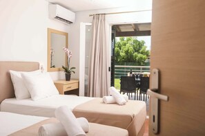 2 bedrooms, iron/ironing board, travel cot, WiFi - Fior Di Roda - Corfu Garden Haven (Roda)