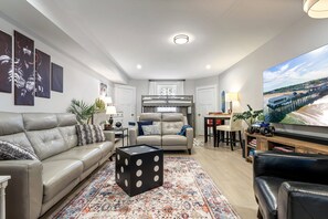 Living area - In-Home Arcade | Hot Tub | Golf | Close to Beach (Old Orchard Beach)