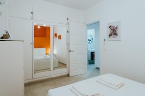 2 bedrooms, internet