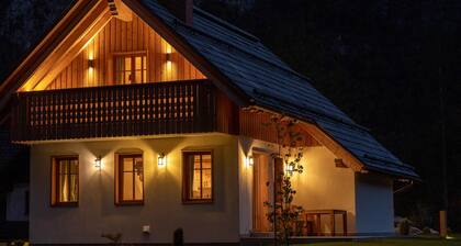 Alpine SPA Chalet with Sauna & Fireplace at Lake Bohinj