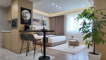 Camas con pillow-top y artículos del minibar gratis