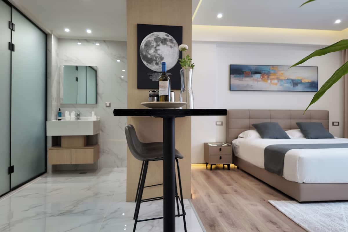 In-room dining
