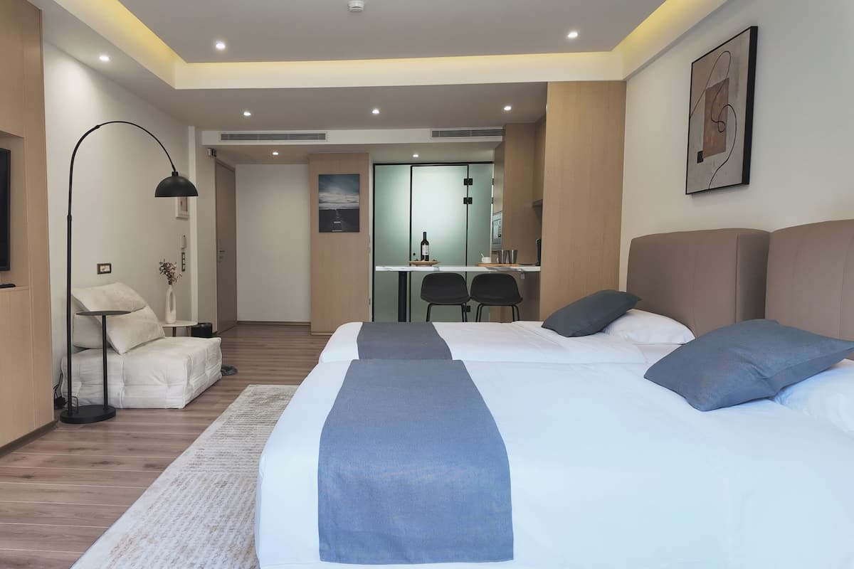 Pillow-top beds, free minibar, laptop workspace, blackout curtains