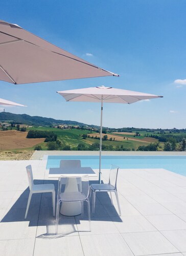 Villa in the heart of Monferrato with private pool surrounded by nature