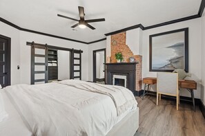 House | 6 bedrooms - 6BR Retreat Comfort Convenience Kitchen 16 (Oklahoma City)