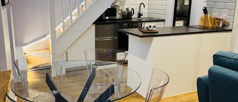 Studio Suite | Private kitchen