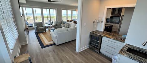 Smart-tv en een open haard