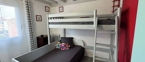 3 bedrooms, iron/ironing board, travel cot, bed sheets
