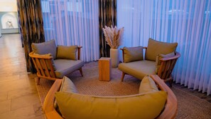 Sales de tractament per a parelles i massatges de teixits profunds 