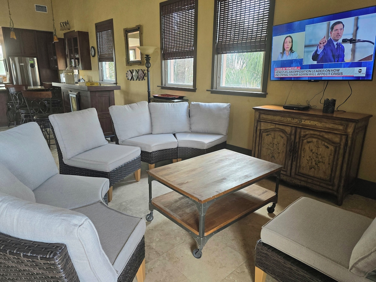 Photo 11 of Spacious 4 BR Home Near Historic Downtown at 133 South St in Lincolnville