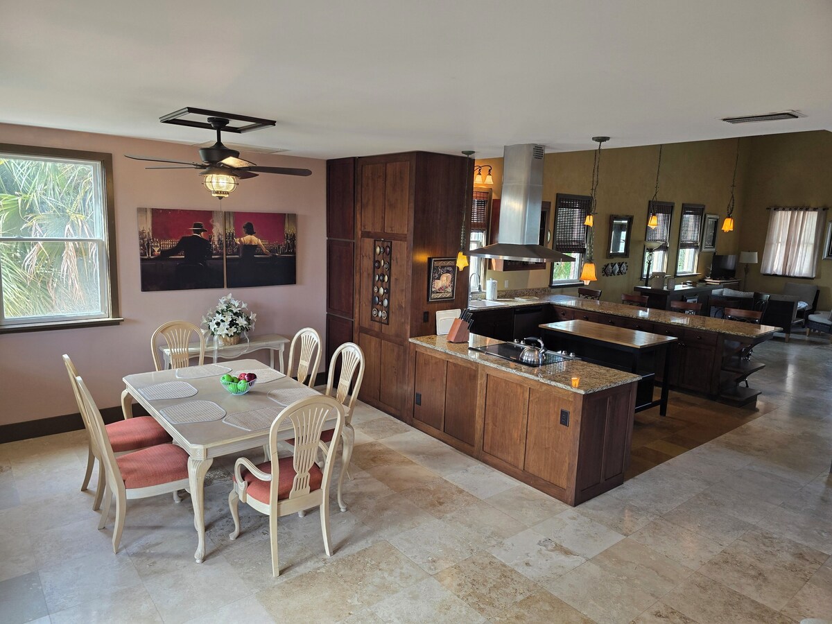 Photo 2 of Spacious 4 BR Home Near Historic Downtown at 133 South St in Lincolnville