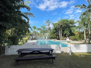 Piscine extérieure