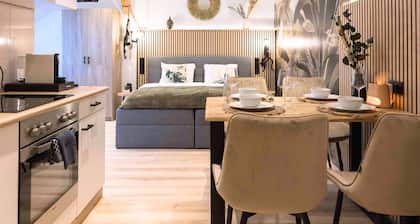 BaliApartment, kitchen, parking lot, 24h digital check-in, Wlan 150MBit