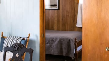 2 quartos, escrivaninha, Wi-Fi de cortesia, roupa de cama
