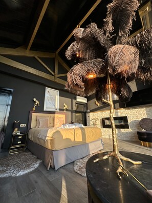 Deluxe Cottage, Valley View | 1 bedroom, Frette Italian sheets, premium bedding, down comforters