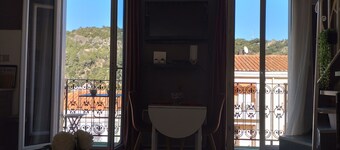 Lovely studio in Amélie-les-Bains. Ideal for a spa treatment in the heart of Vallespir!