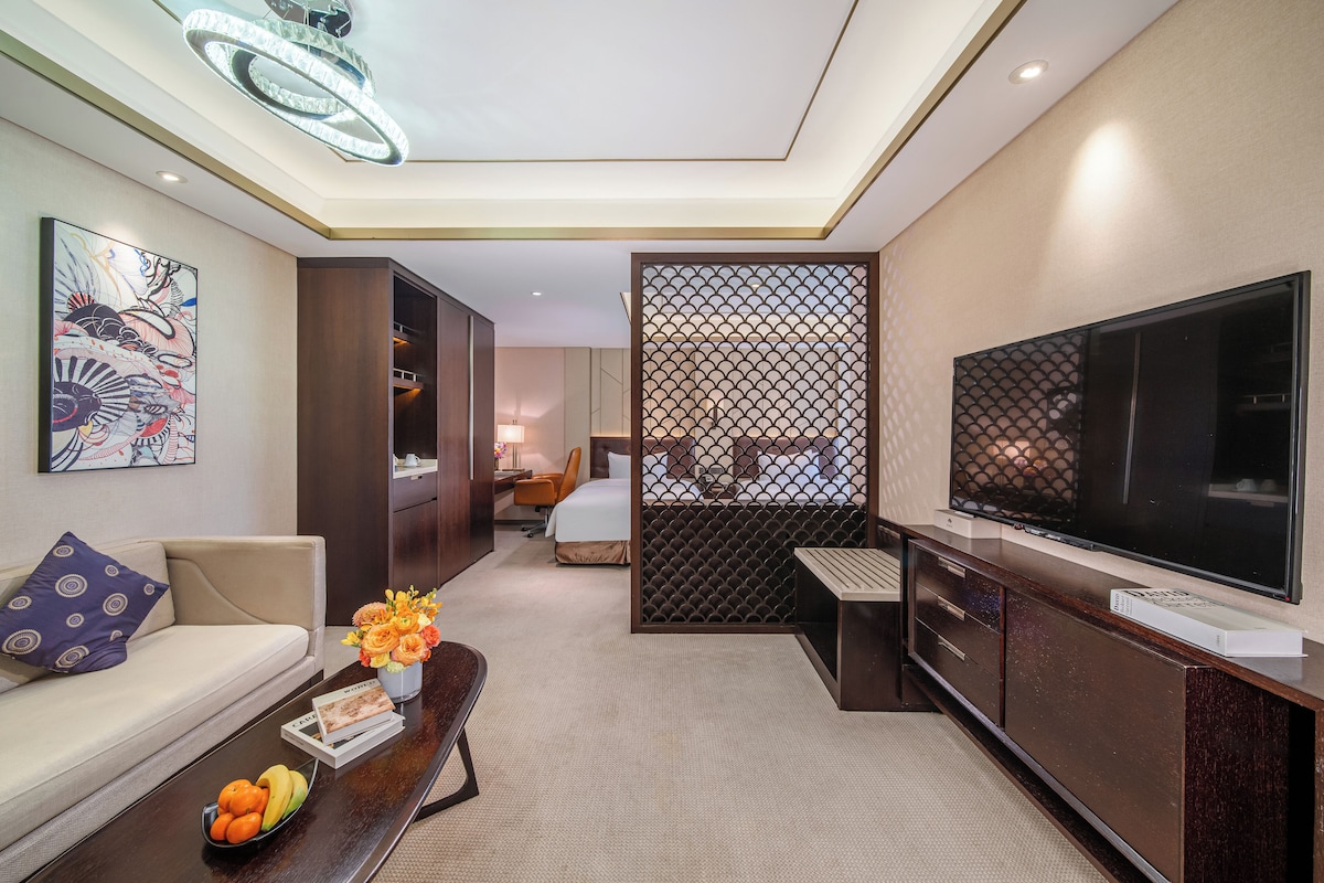 Luxury Double or Twin Room | Premium bedding, down duvets, free minibar, in-room safe