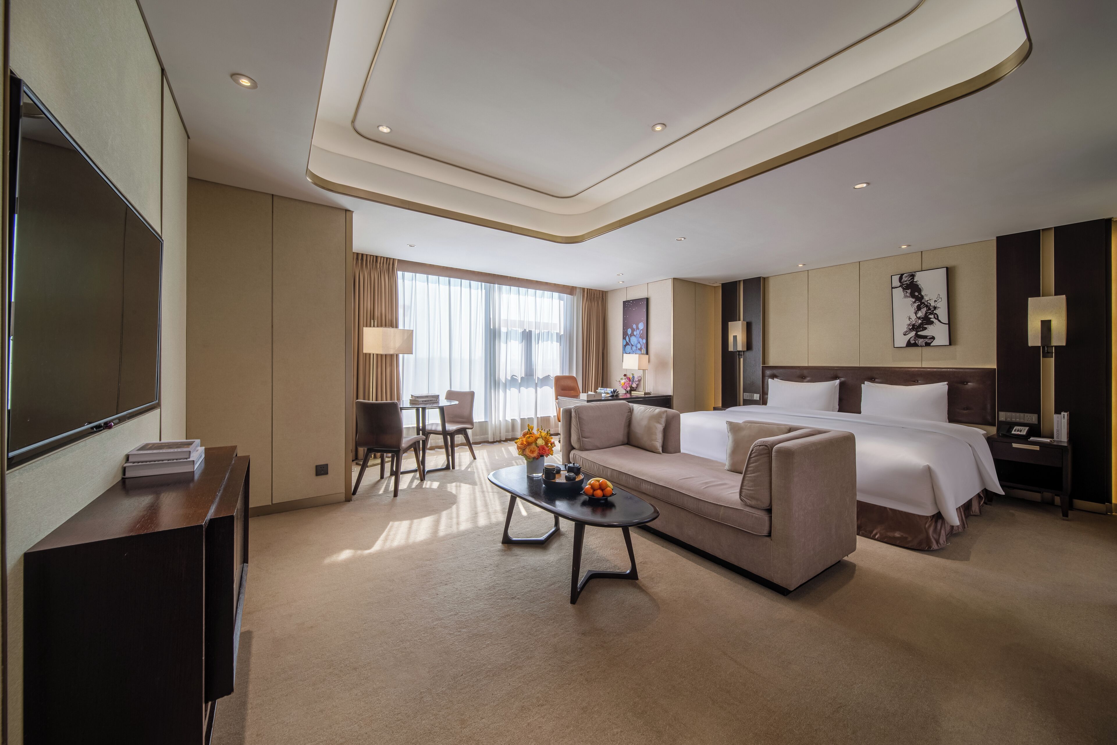 Luxury Single Room | Premium bedding, down comforters, minibar (free items), in-room safe